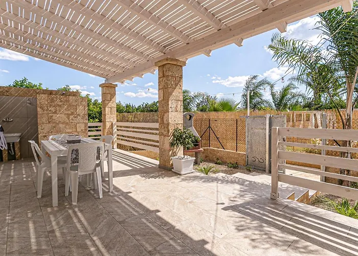 Resort Almaredamarra Con Piscina E Idromassaggio Sul Mare