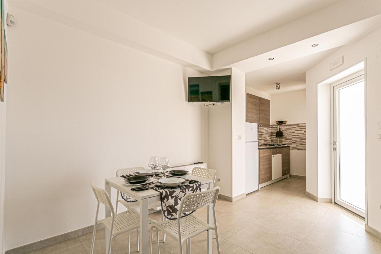 Villa Almaredamarra Con Piscina E Idromassaggio Sul Mare Torre San Giovanni Ugento