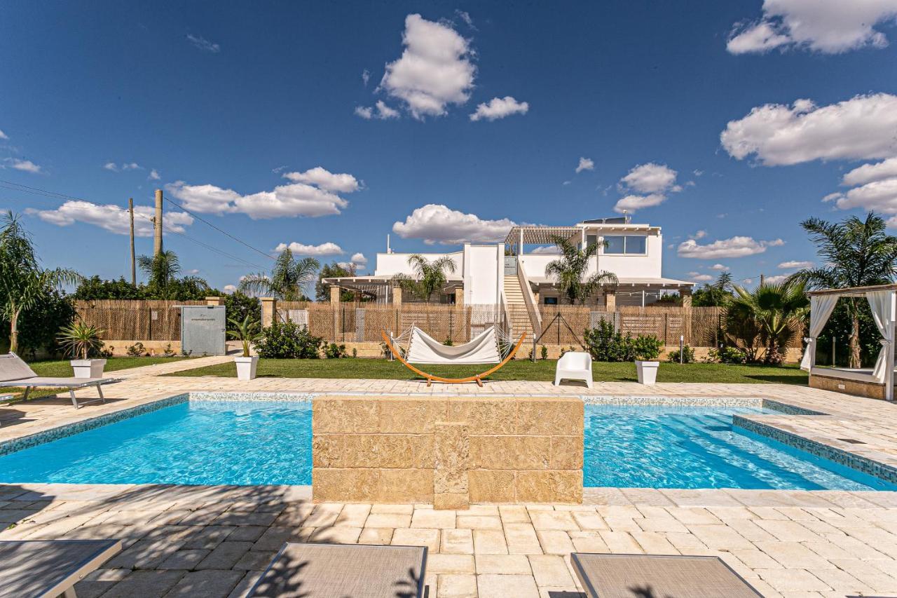 Almaredamarra Con Piscina E Idromassaggio Sul Mare Villa Torre San Giovanni Ugento