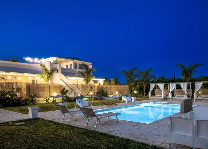 Resort Almaredamarra Con Piscina E Idromassaggio Sul Mare